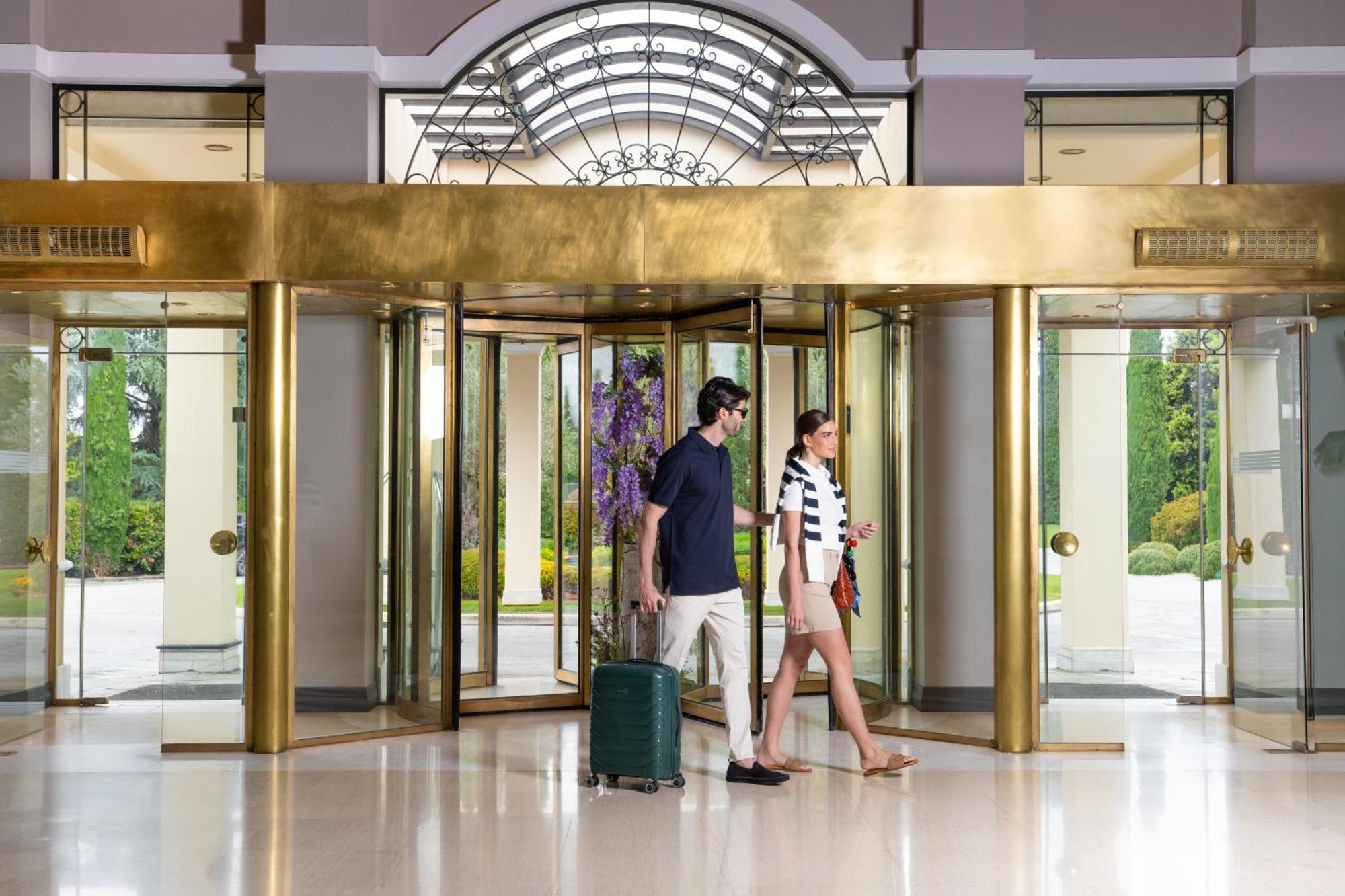 Hyatt Regency 5*